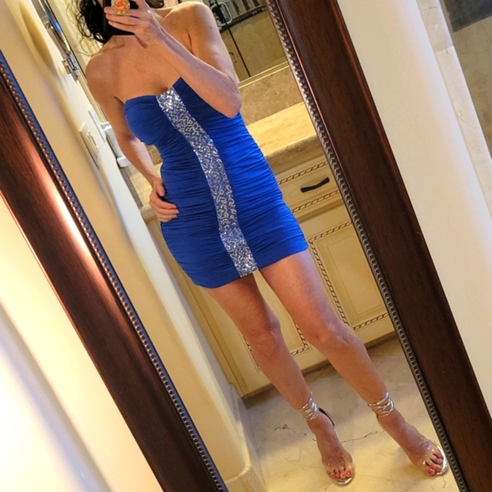 XOXO strapless ruched bodycon dress with front center glamour detailing,  S - Picture 9 of 16